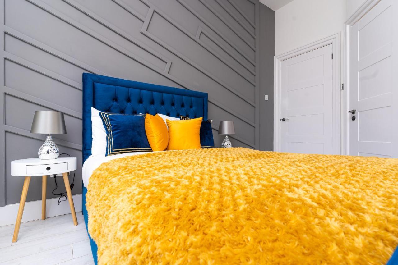 Cheerful 2 Bedroom Homely Apartment, Sleeps 6 Guest Comfy, 3X Double Bed, Parking, Free Wifi, Suitable For Business, Leisure Guest,Glasgow, Glasgow West End, Near City Centre Exterior foto